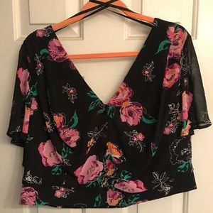 Crop top